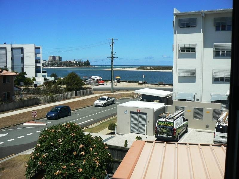 4/4 Oxley Street, Golden Beach QLD 4551