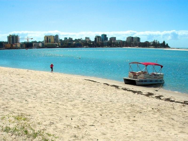 4/4 Oxley Street, Golden Beach QLD 4551