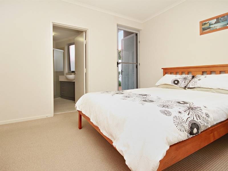 1/93 Landsborough Parade, Golden Beach QLD 4551