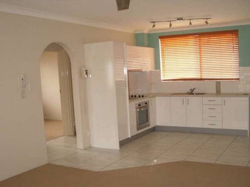 4/19 Saltair Street, Kings Beach QLD 4551