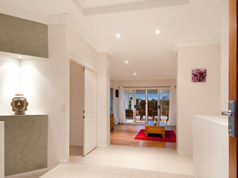 10 Pembroke Avenue, Pelican Waters QLD 4551