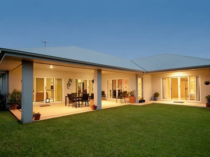 10 Pembroke Avenue, Pelican Waters QLD 4551