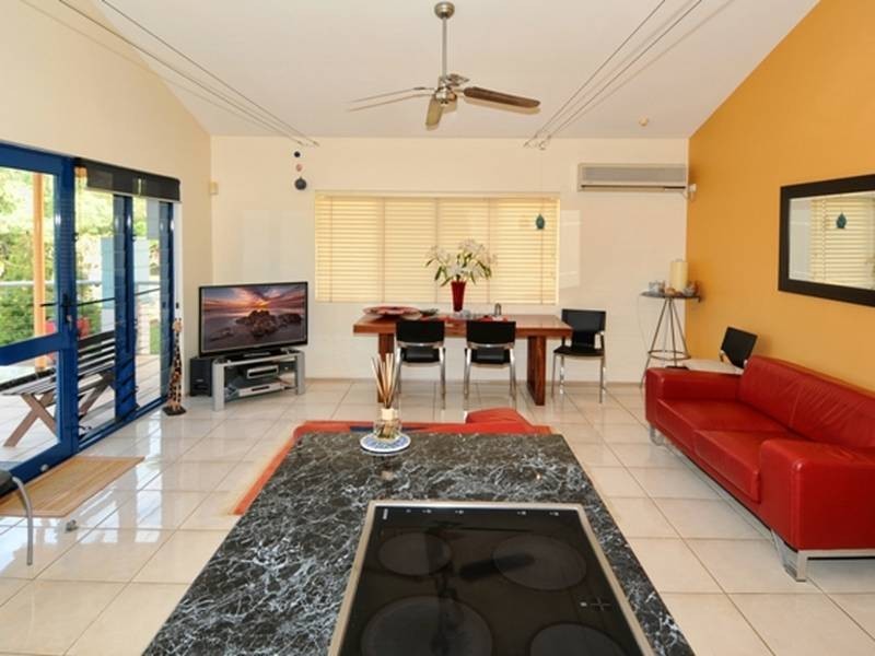 107 Golden Beach Esplanade, Golden Beach QLD 4551
