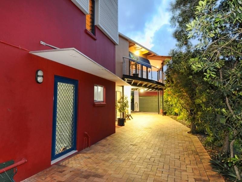 107 Golden Beach Esplanade, Golden Beach QLD 4551