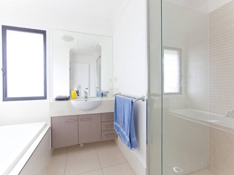 15/4 Lindesay Street, Caloundra West QLD 4551