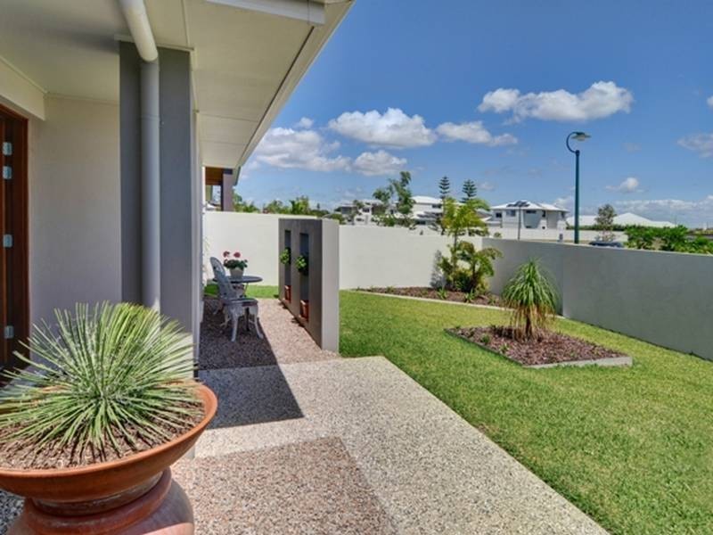 15 Echo Street, Pelican Waters QLD 4551