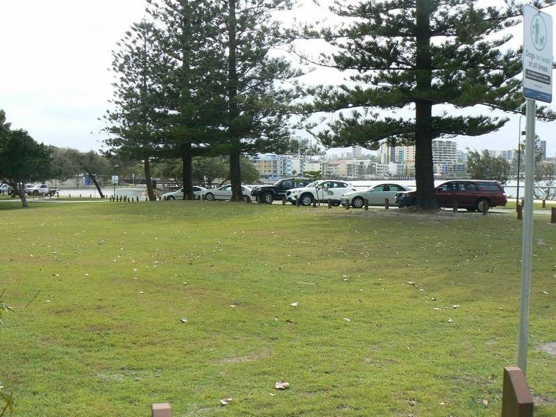 1/29 Landsborough Pde, Golden Beach QLD 4551