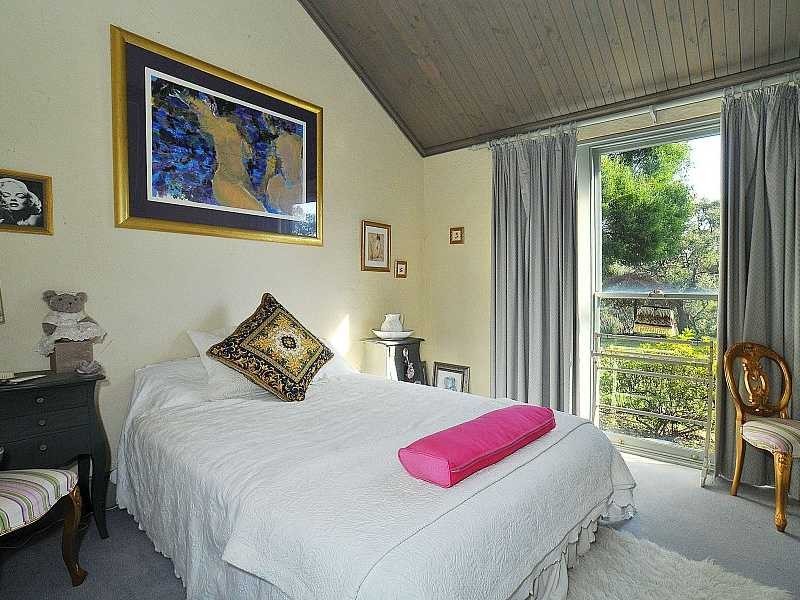 13 Cherry Road, Macclesfield VIC 3782