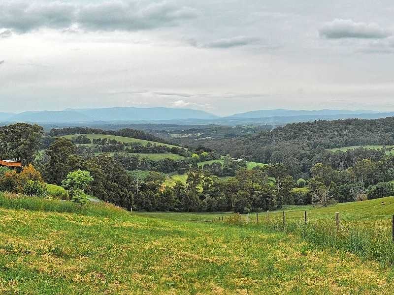 53 Ridge Road East, Emerald VIC 3782