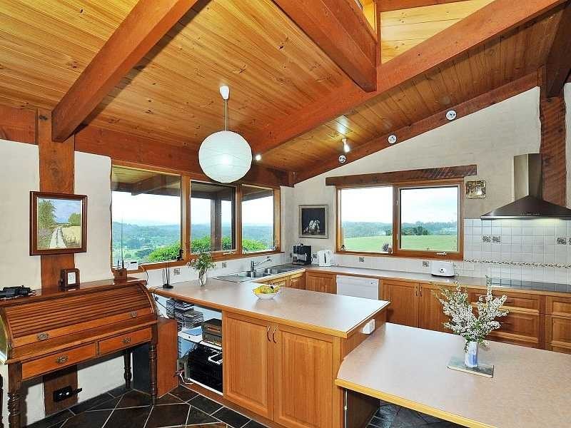 53 Ridge Road East, Emerald VIC 3782