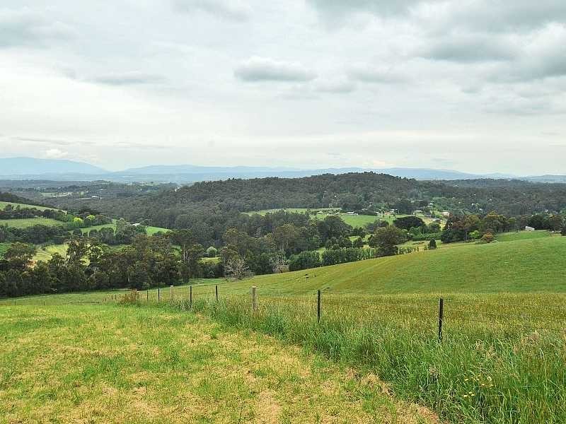 53 Ridge Road East, Emerald VIC 3782