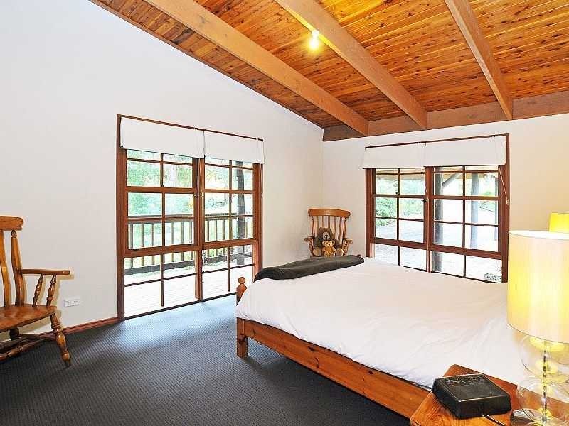 49 Fernglade Drive, Emerald VIC 3782