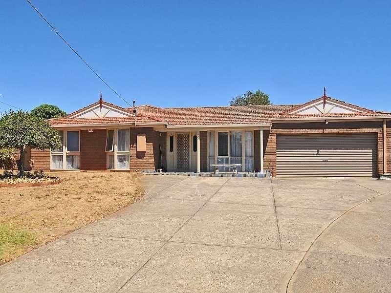 15 Russell Road, Gembrook VIC 3783
