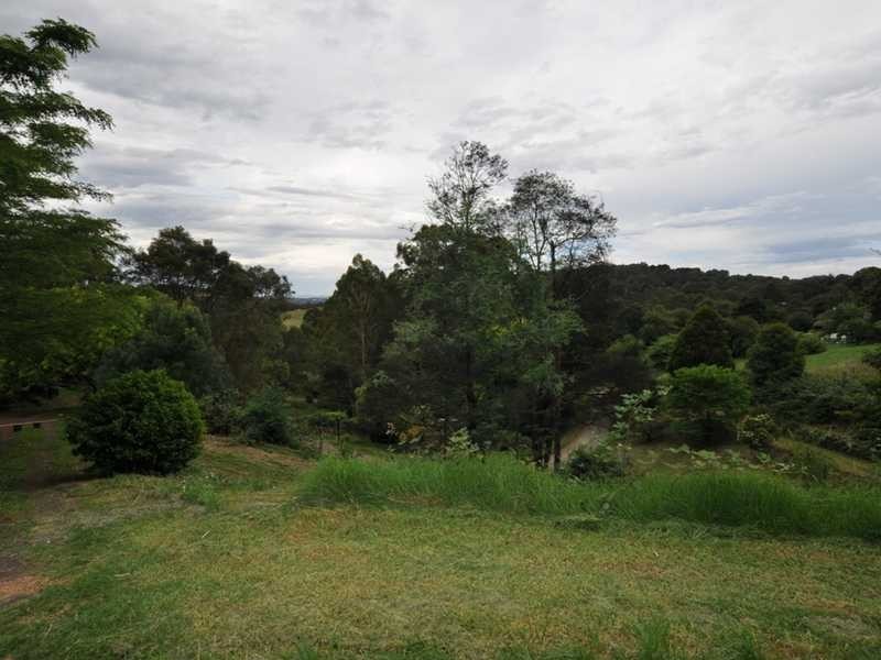 5 Sydney Avenue, Emerald VIC 3782