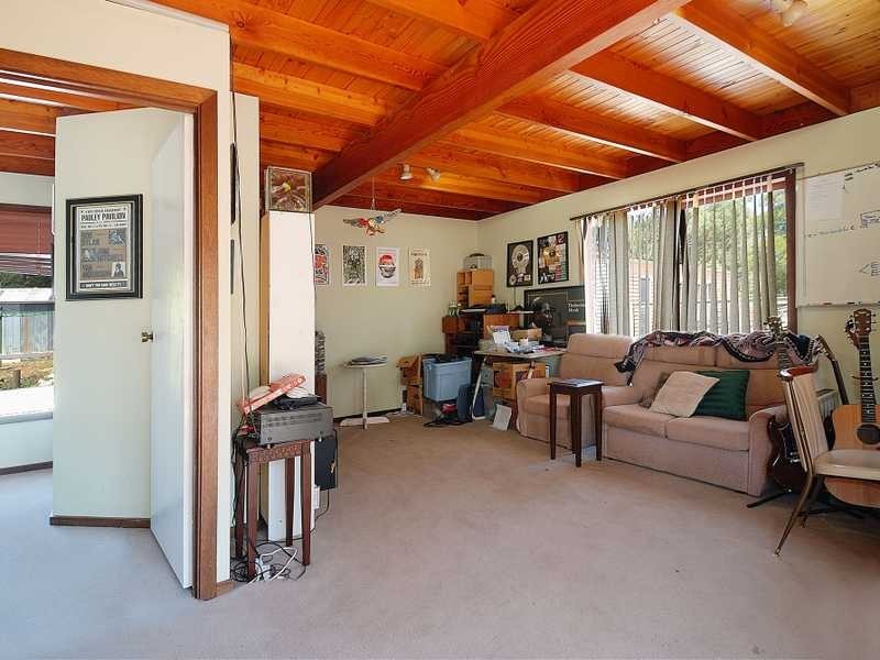 4 Heroes Avenue, Gembrook VIC 3783