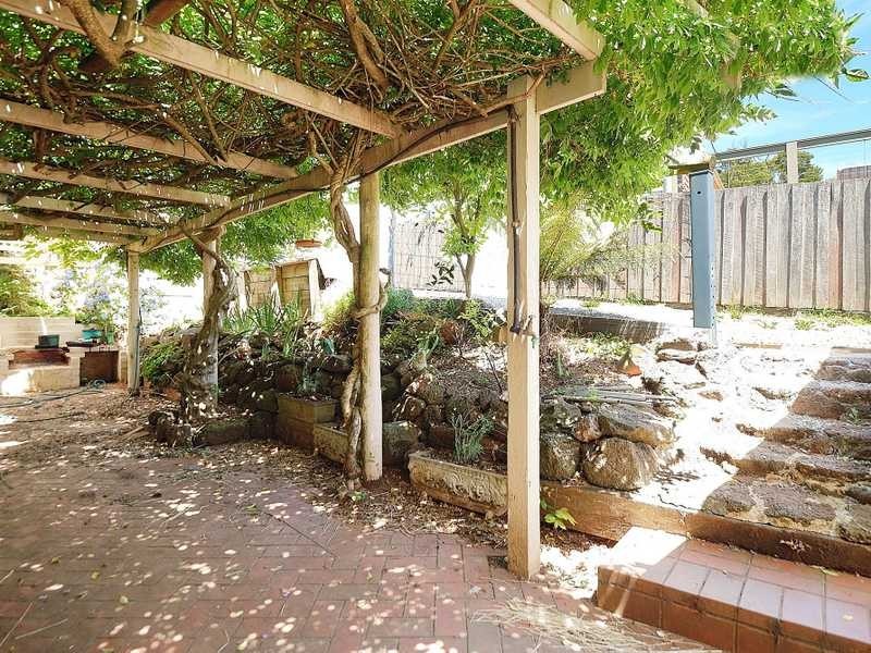 4 Heroes Avenue, Gembrook VIC 3783