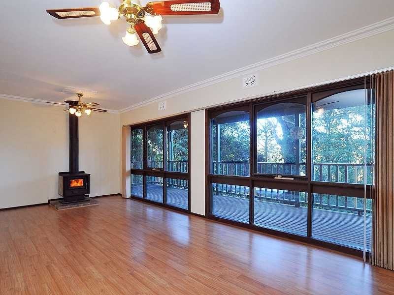 260 Belgrave Gembrook Road, Menzies Creek VIC 3159