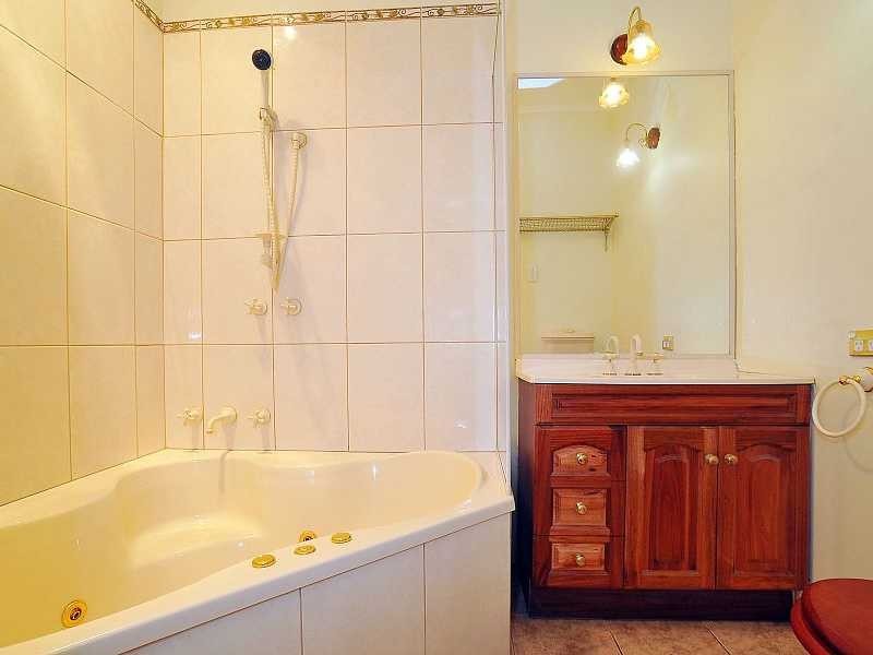 260 Belgrave Gembrook Road, Menzies Creek VIC 3159