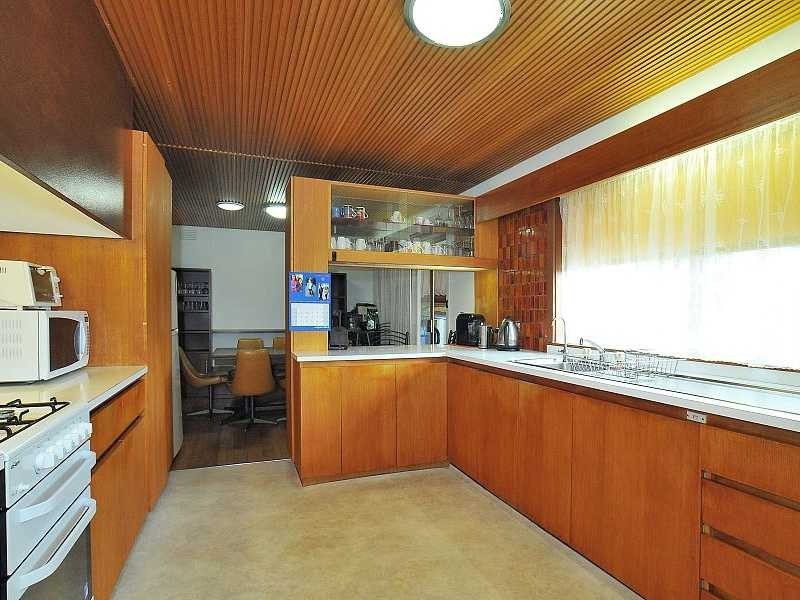 4 Kingloch Parade, Wantirna VIC 3152