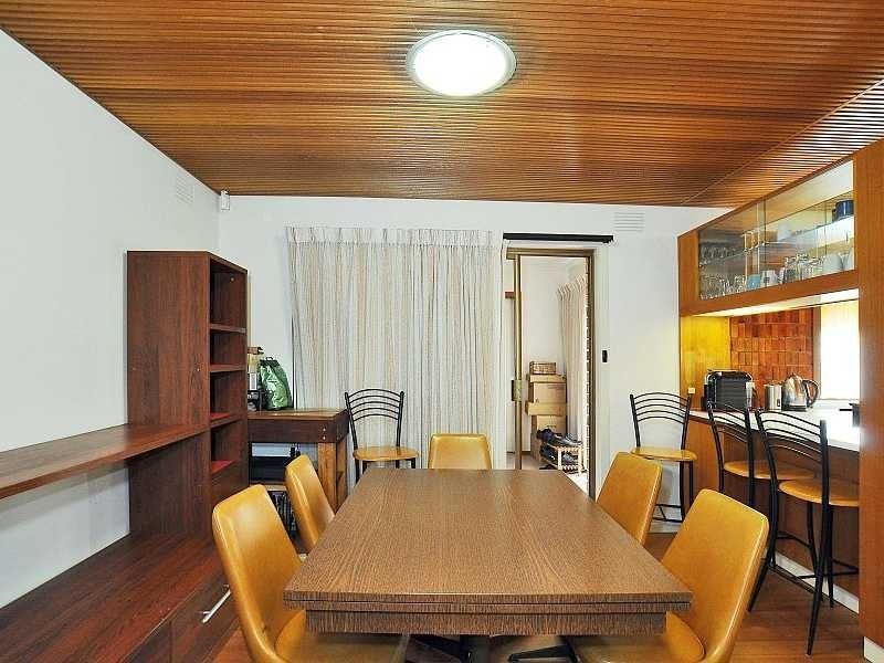 4 Kingloch Parade, Wantirna VIC 3152