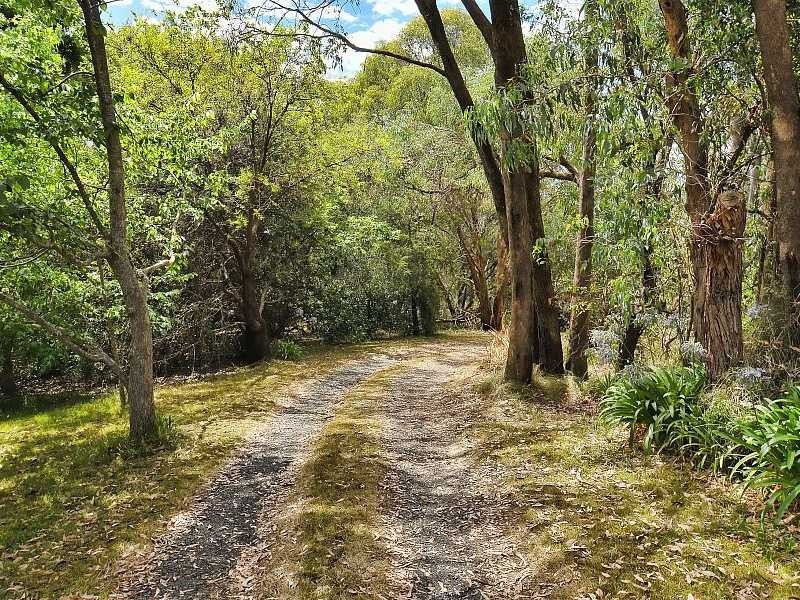 395 Evans Road, Cockatoo VIC 3781