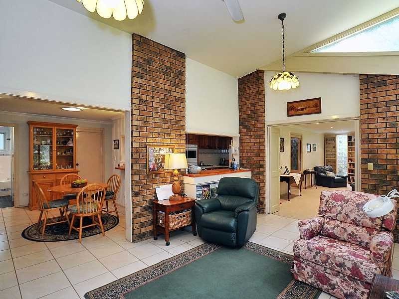 14 Aura-Vale Road, Menzies Creek VIC 3159