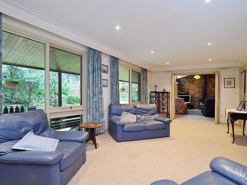 14 Aura-Vale Road, Menzies Creek VIC 3159