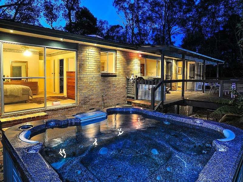 7 Carawa Street, Cockatoo VIC 3781