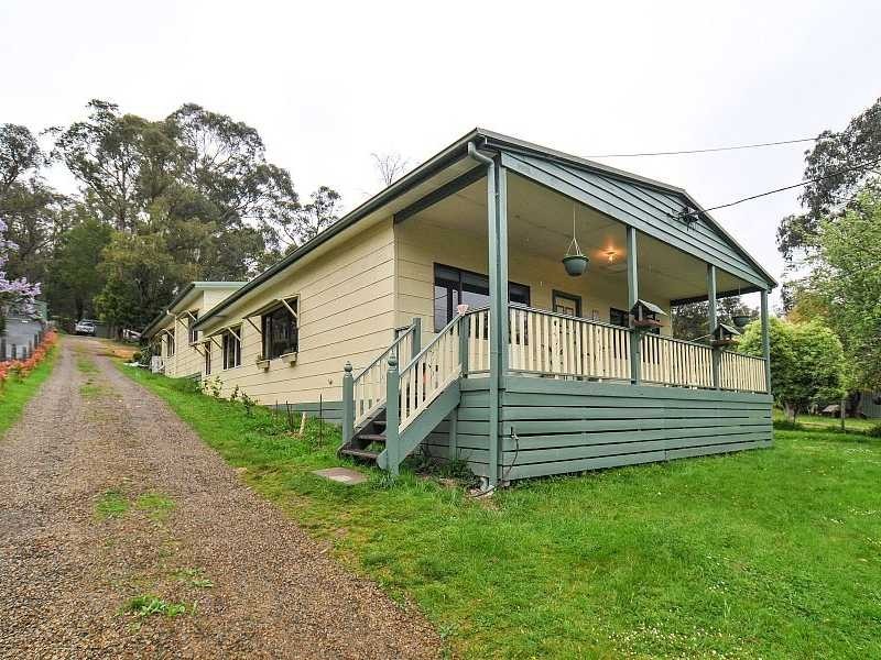 92 Woori Yallock Road, Cockatoo VIC 3781