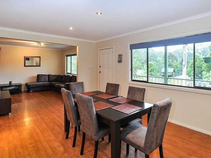 92 Woori Yallock Road, Cockatoo VIC 3781