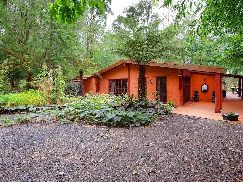 3 Hillcrest Court, Cockatoo VIC 3781