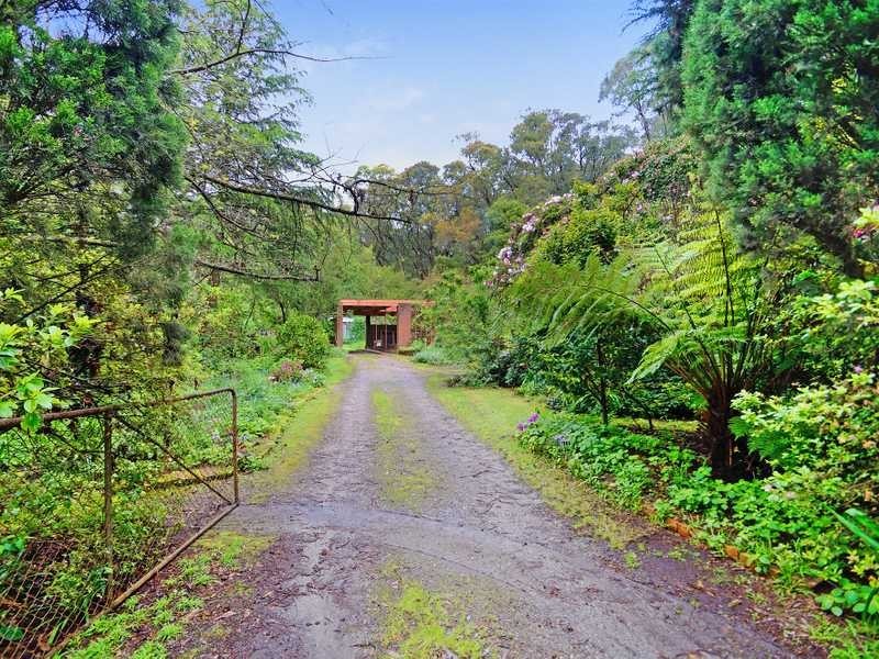 322 Belgrave-Gembrook Road, Emerald VIC 3782