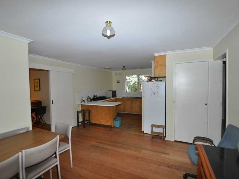 9 Joffre Parade, Cockatoo VIC 3781