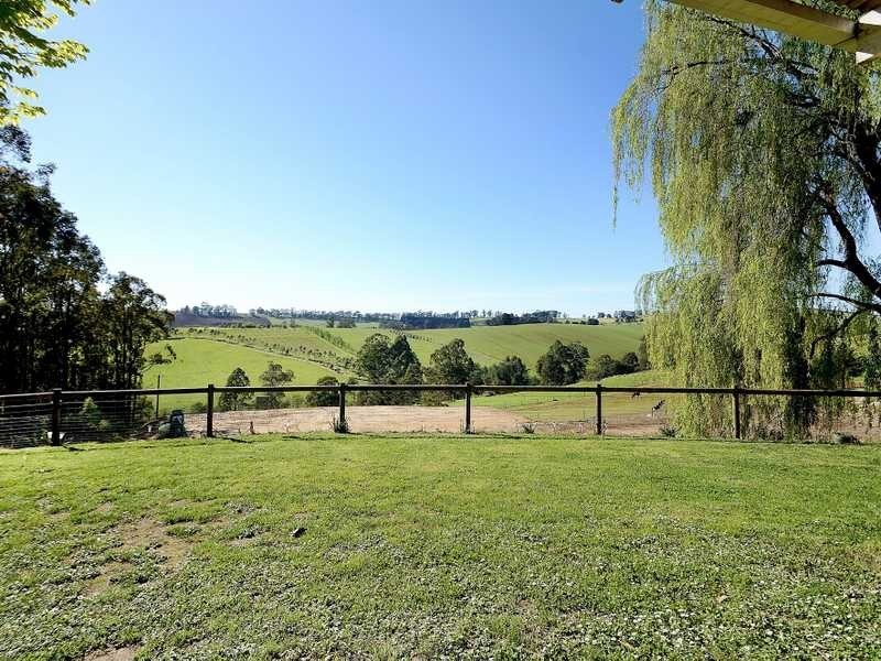 100 Evans Road, Cockatoo VIC 3781