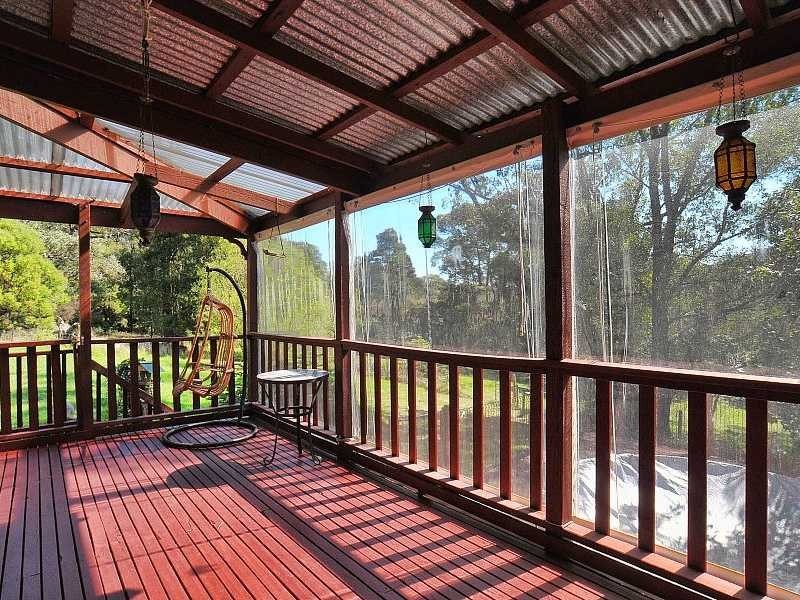 28 Aura Vale Road, Menzies Creek VIC 3159