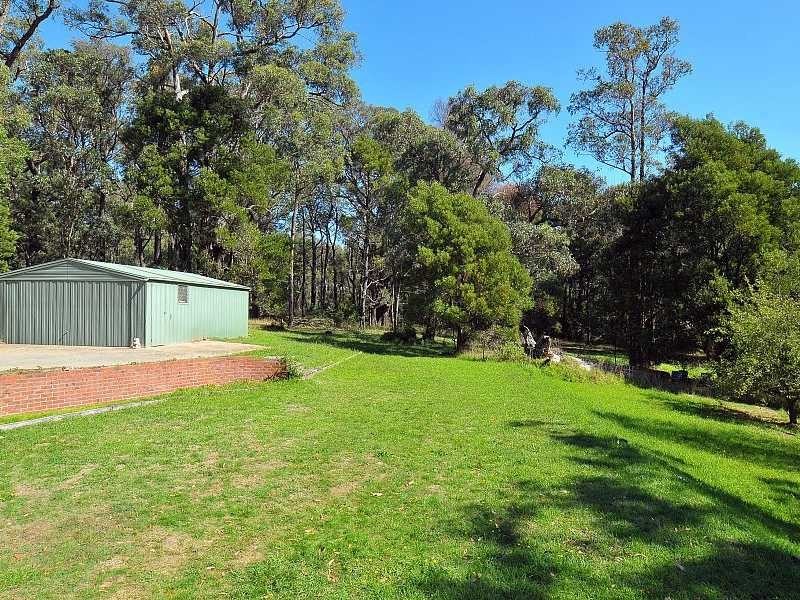 28 Aura Vale Road, Menzies Creek VIC 3159