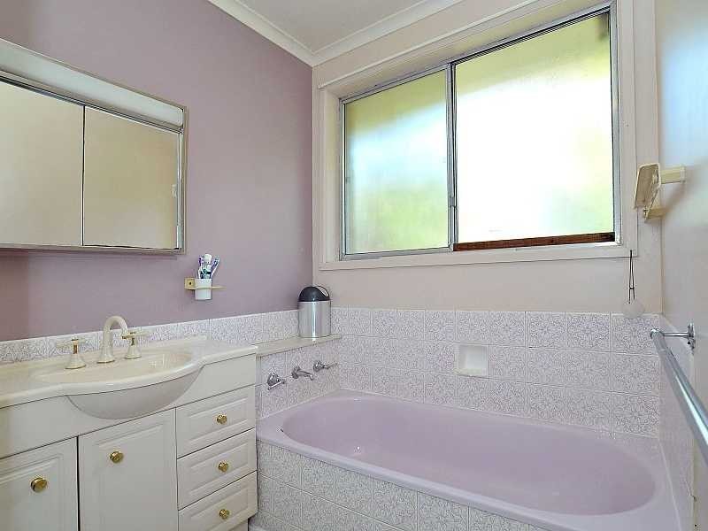 12 Florence Avenue, Emerald VIC 3782