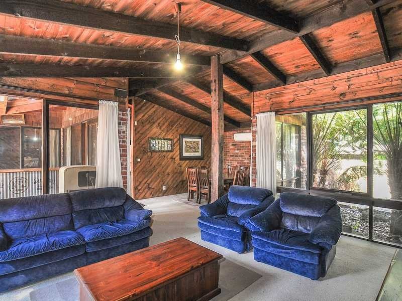 6 McNamara Road, Avonsleigh VIC 3782