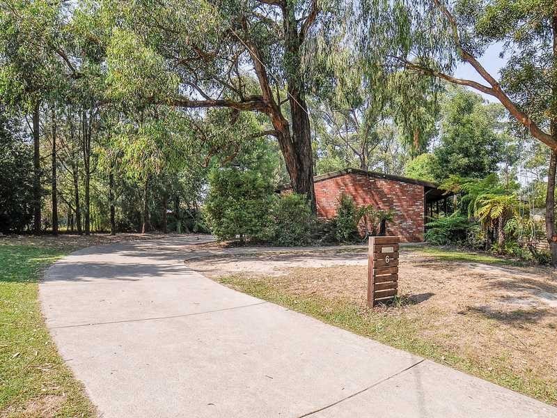 6 McNamara Road, Avonsleigh VIC 3782