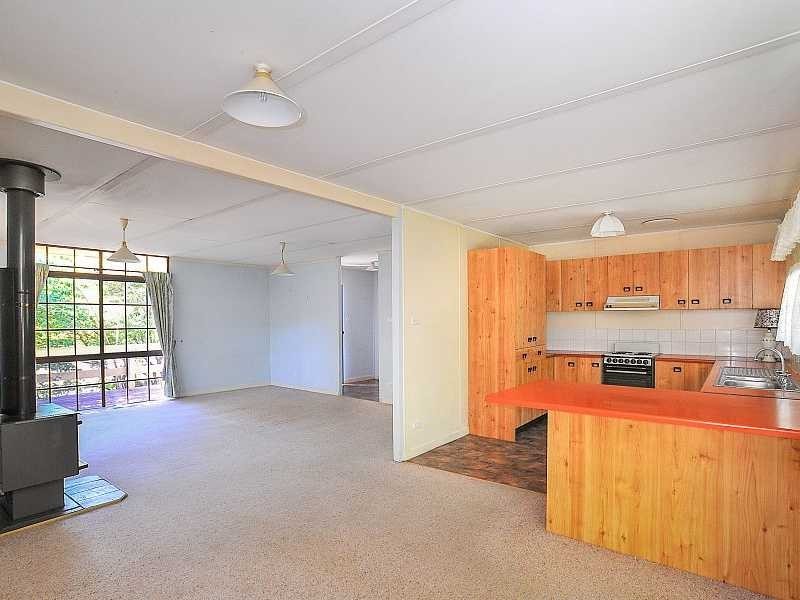 10 Ferres Road, Emerald VIC 3782