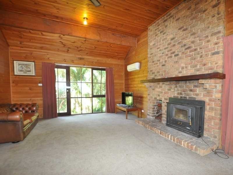 37 Caroline Avenue, Cockatoo VIC 3781