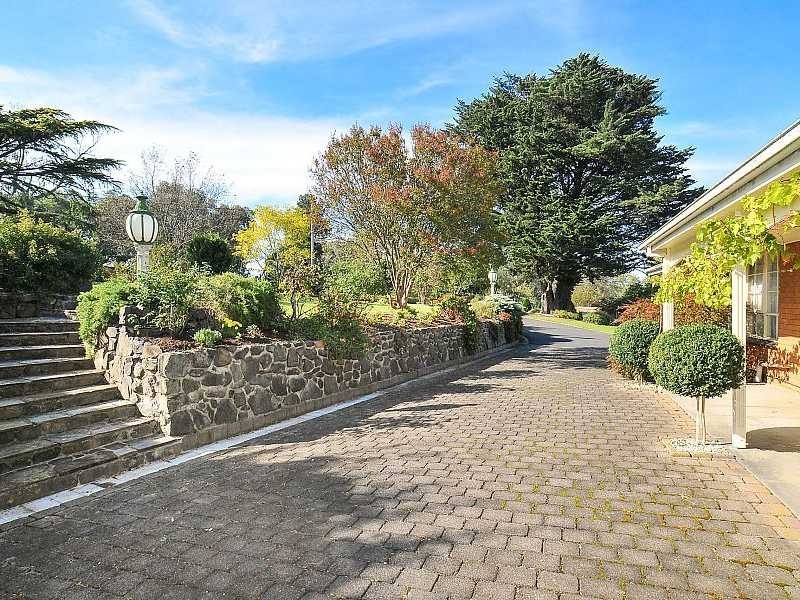 100 Old Menzies Creek Road, Selby VIC 3159