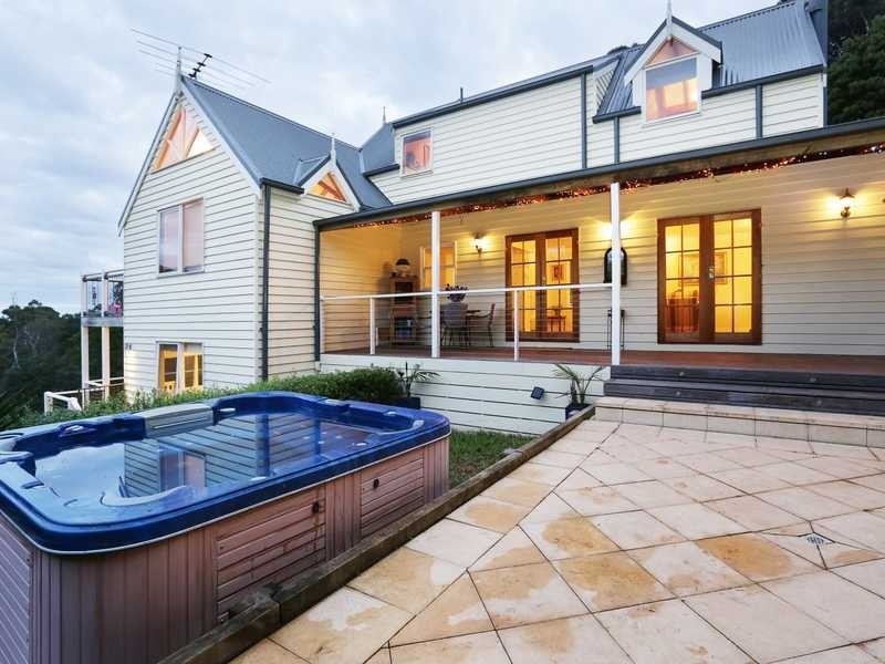 49 Kilvington Drive, Emerald VIC 3782