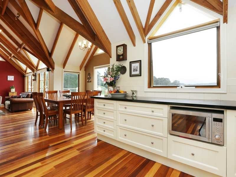 49 Kilvington Drive, Emerald VIC 3782