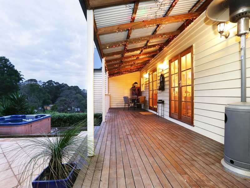 49 Kilvington Drive, Emerald VIC 3782