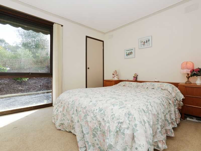 8 Old Beaconsfield Road, Emerald VIC 3782