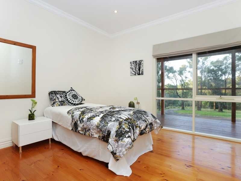 380 Woori Yallock Road, Cockatoo VIC 3781