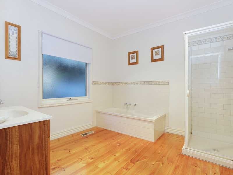 380 Woori Yallock Road, Cockatoo VIC 3781