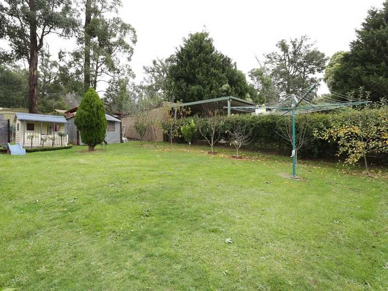 12 Garden Street, Cockatoo VIC 3781