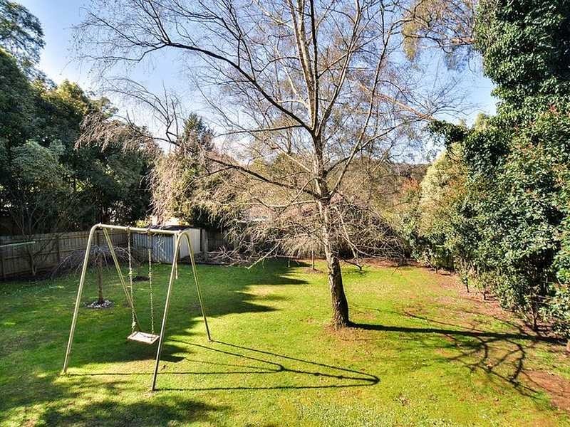 47 First Avenue, Cockatoo VIC 3781